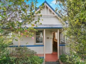 Bower Flower, Katoomba